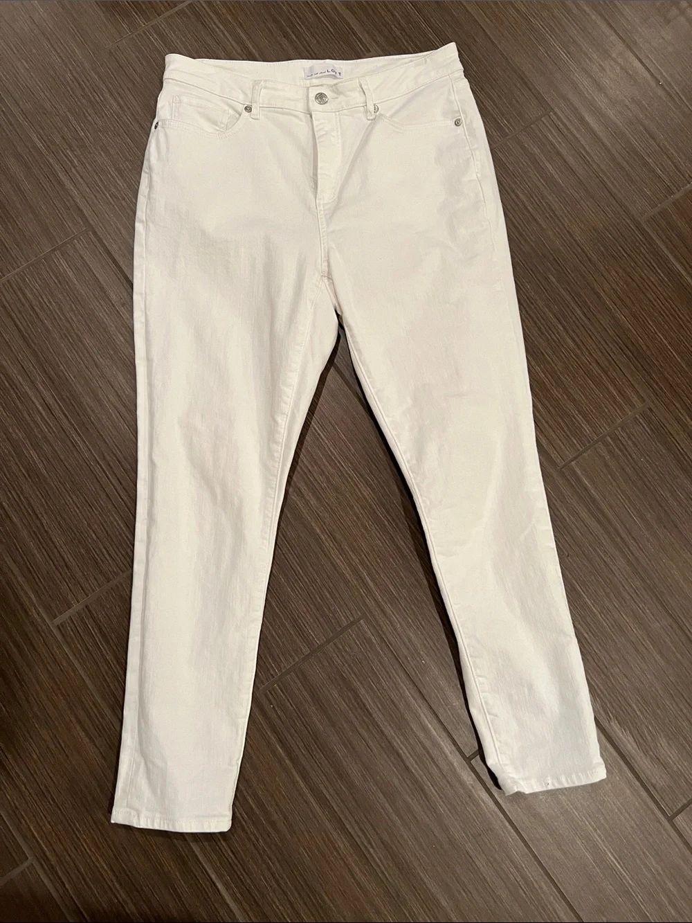 LOFT White The Curvy Skinny Jeans, sz 8 - Picture 1 of 4